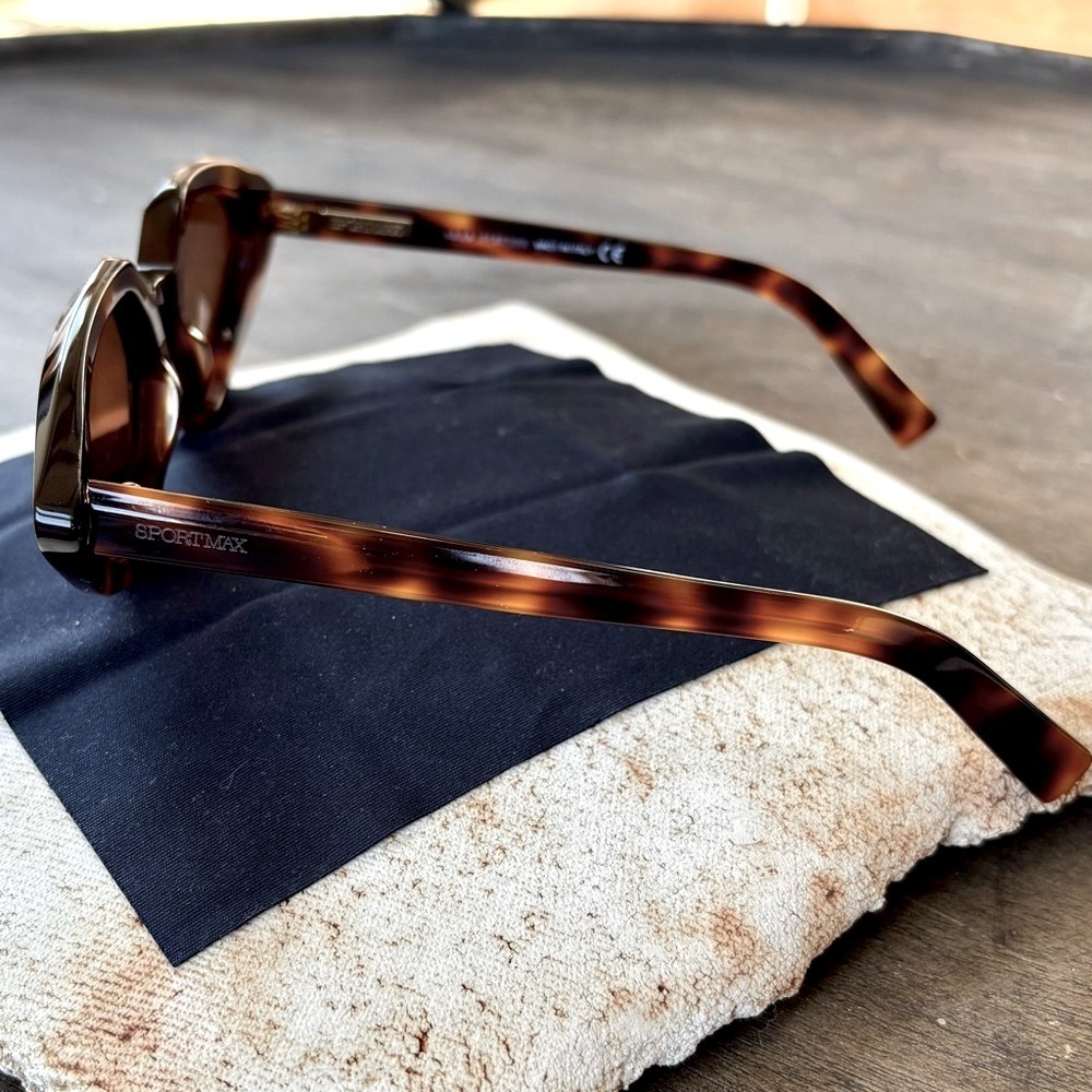 MAX MARA Sport Max SMO005 Geometric
Sunglasses - Picture 8 of 16